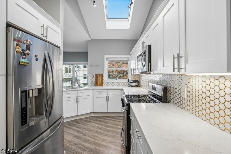 1602 Northcrest Ter - Photo 11