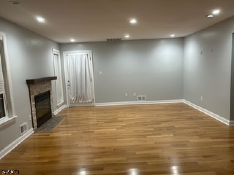 612 Deepdale Ct - Photo 9