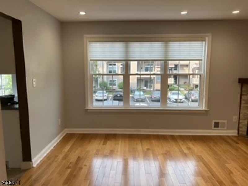 612 Deepdale Ct - Photo 8