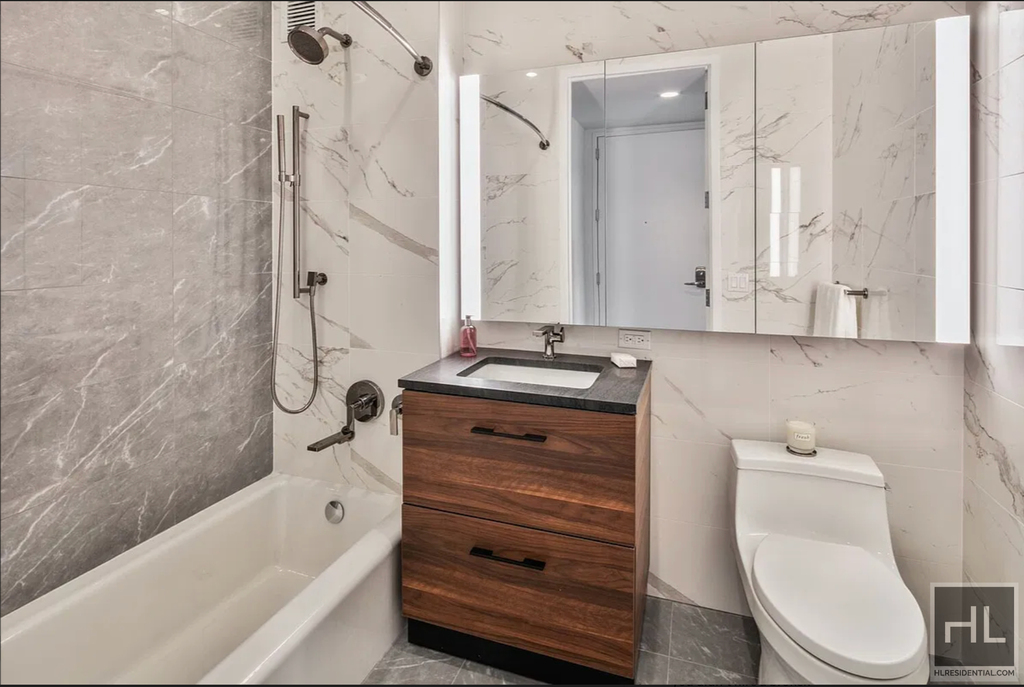 West 36th Street - Photo 7