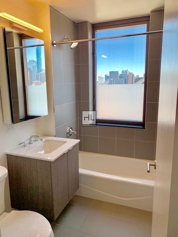 West 43 Street - Photo 26