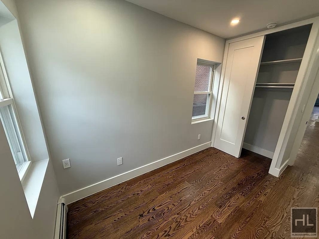 56 Avenue - Photo 7