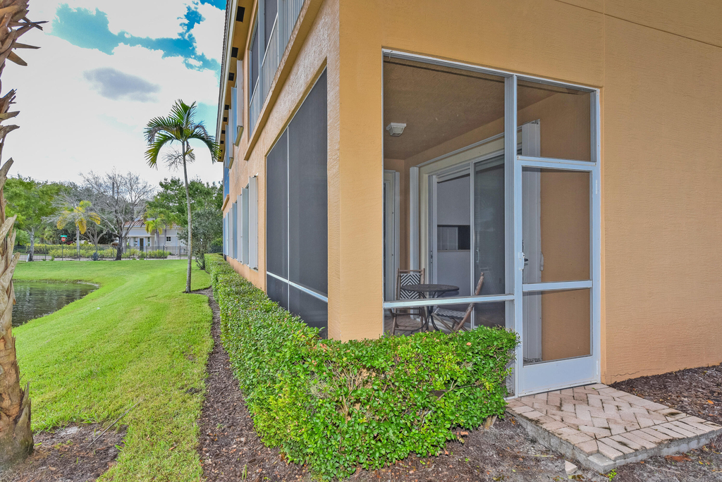 698 Sw Glen Crest Way - Photo 19