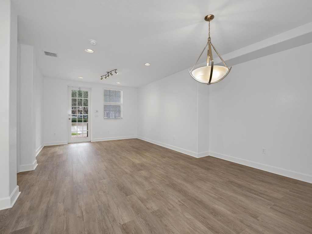 408 Sw 147th Avenue - Photo 6