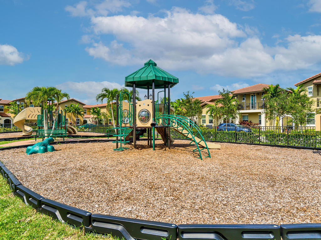 408 Sw 147th Avenue - Photo 35
