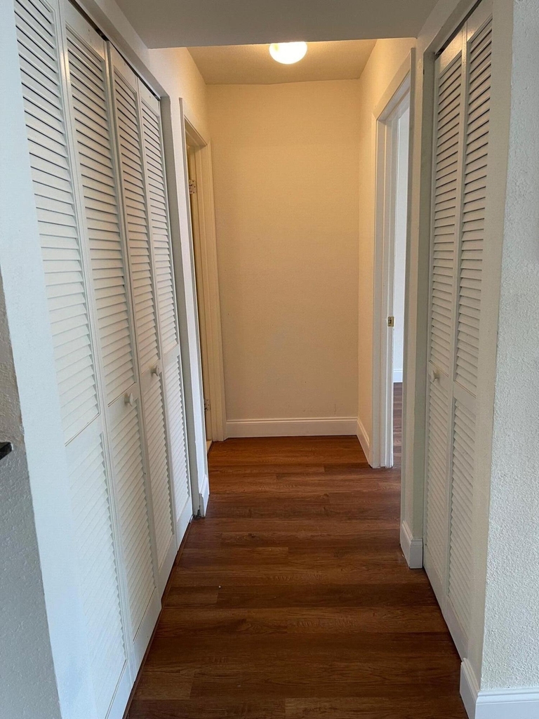 1740 Palm Cove Boulevard - Photo 8