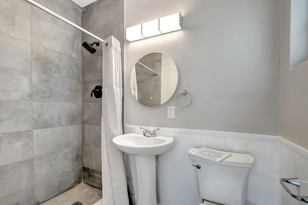 1343 W Ocean Avenue - Photo 24