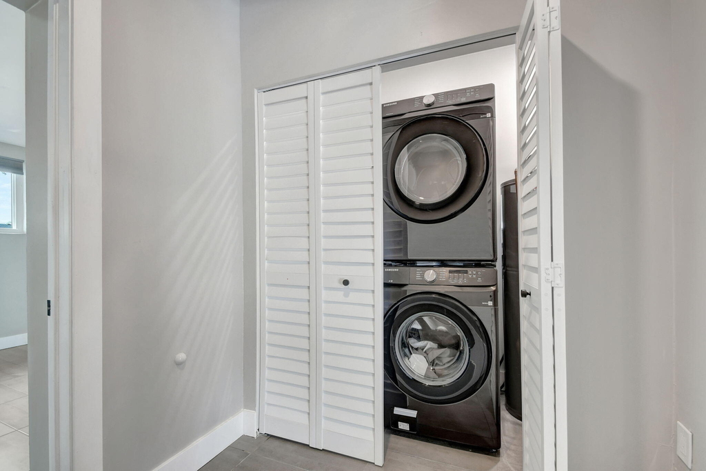 1343 W Ocean Avenue - Photo 27