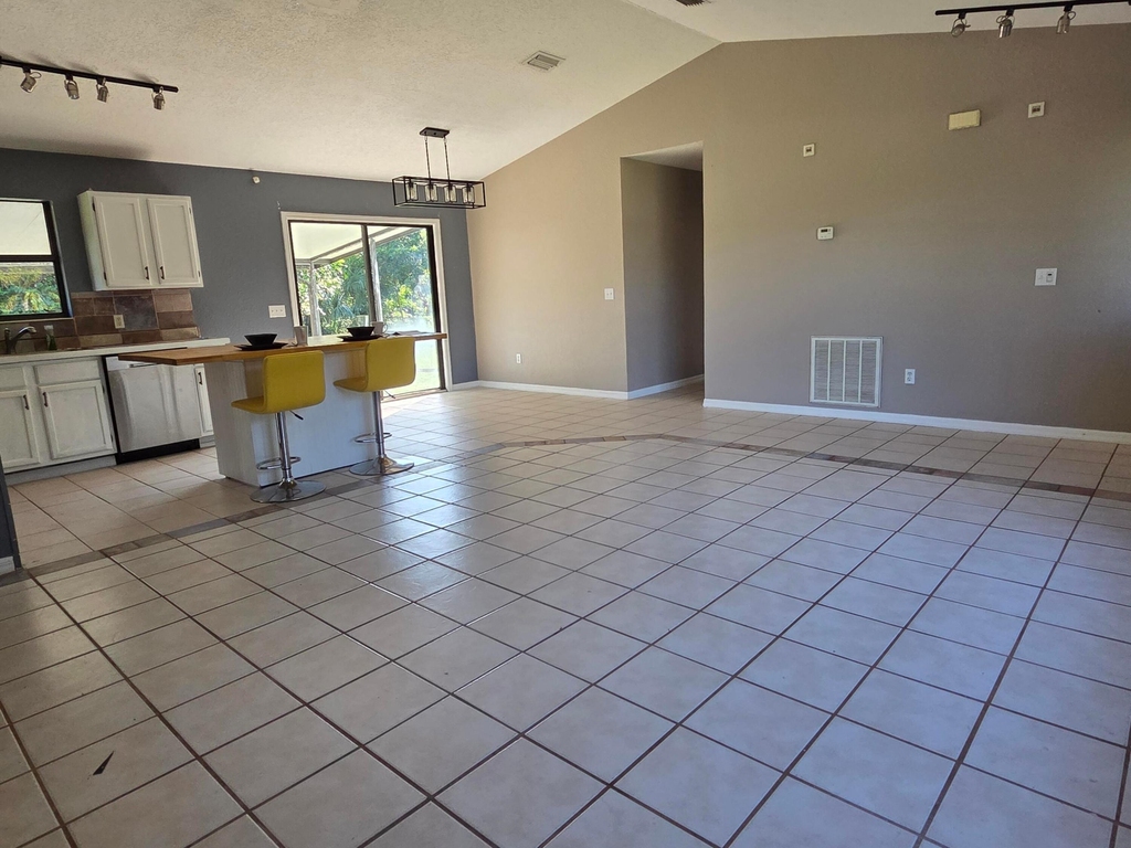 7305 Pacific Avenue - Photo 12