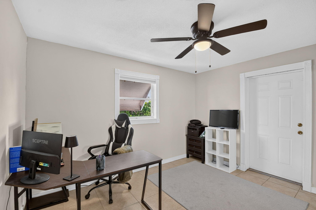 932 Mcintosh Street - Photo 33