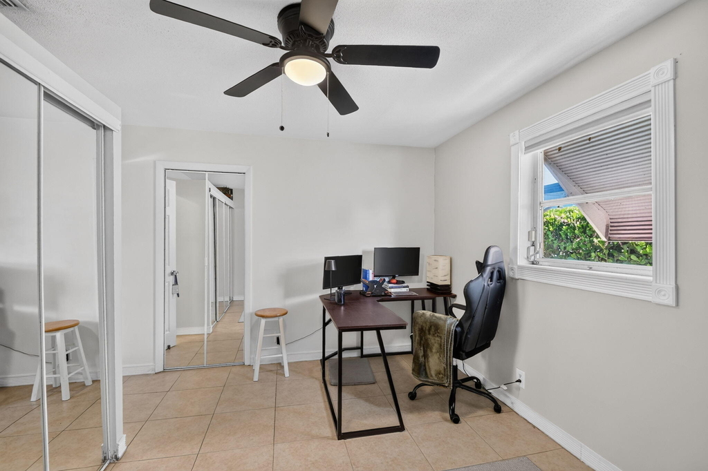 932 Mcintosh Street - Photo 35