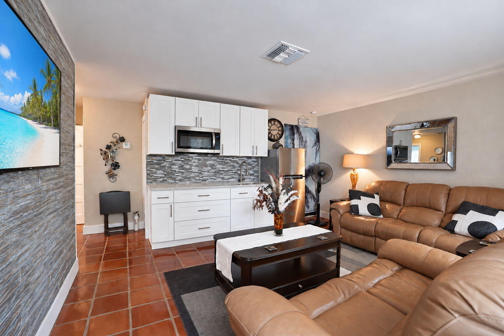 4261 Ne 11th Terrace - Photo 4