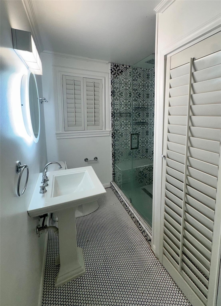 602 W High Street - Photo 9