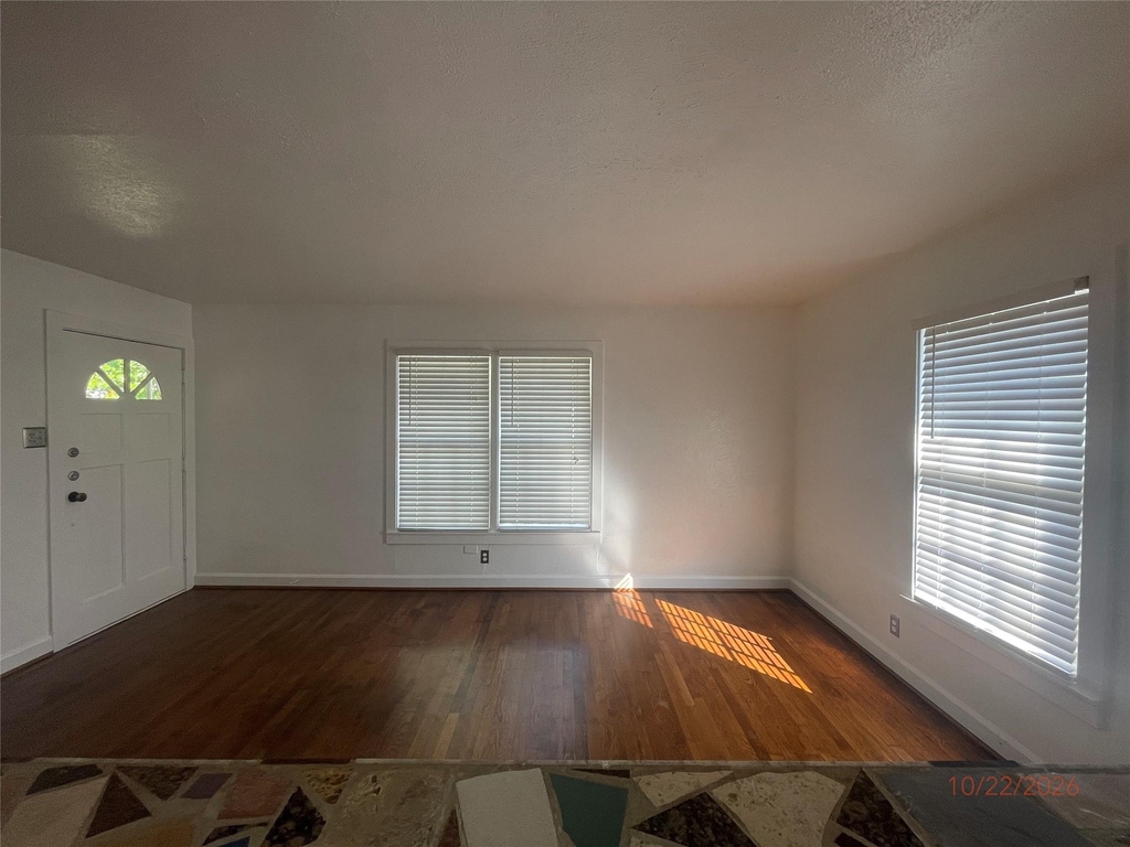 3641 Washburn Avenue - Photo 6