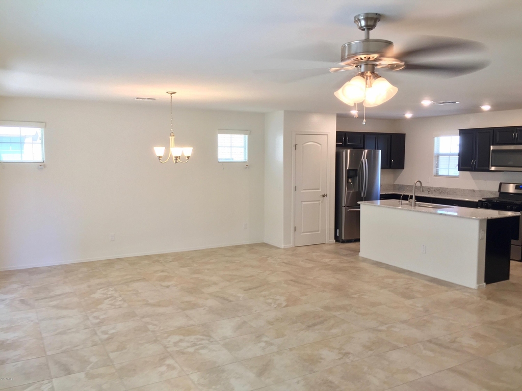 2924 S Washington Street - Photo 6