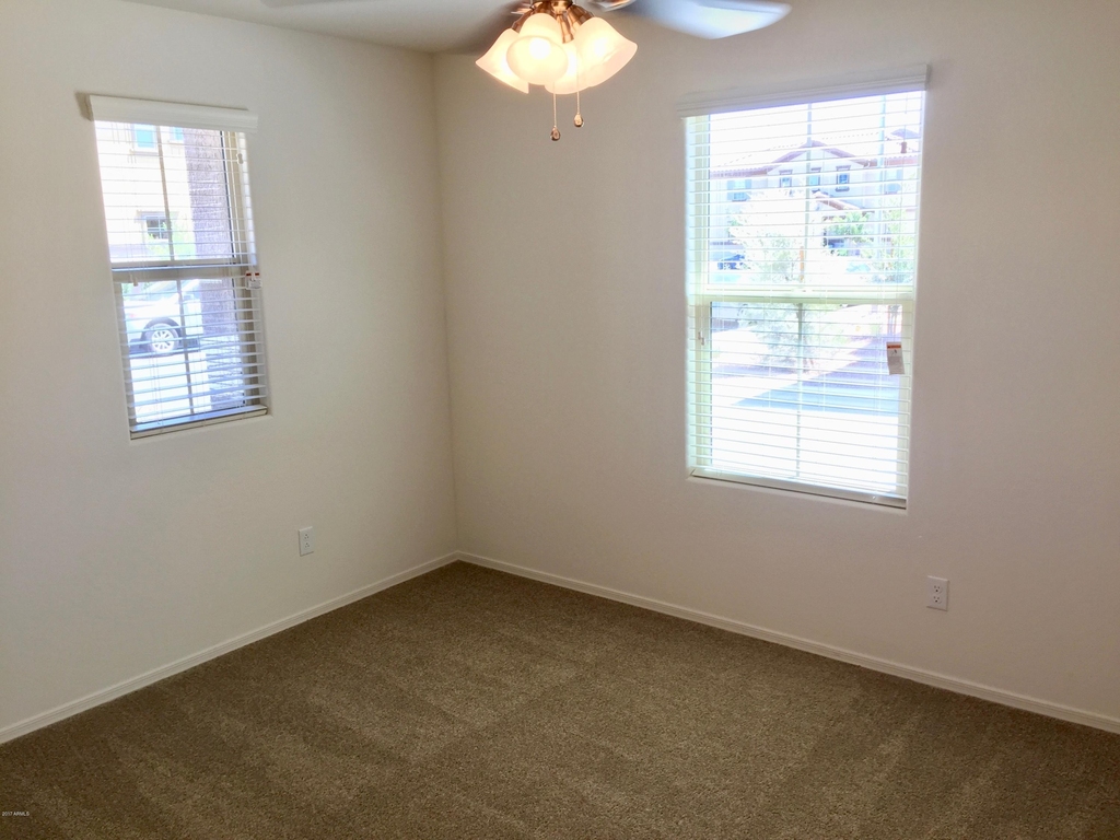 2924 S Washington Street - Photo 16