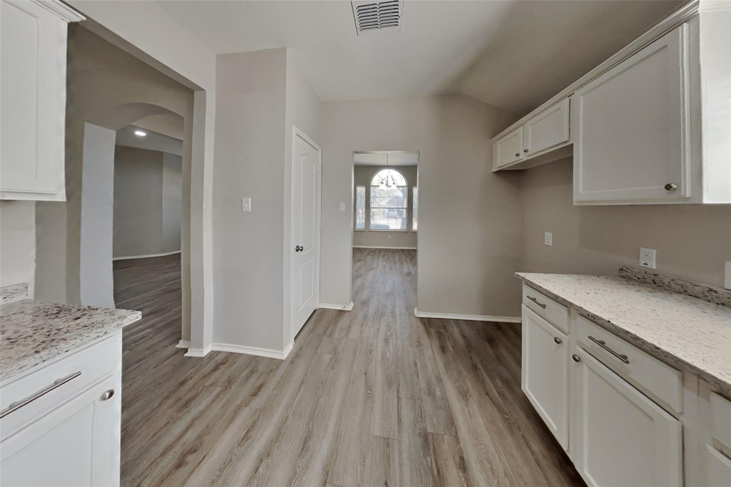3008 Norwich Lane - Photo 5