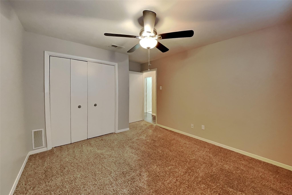 6508 Wrenwood Drive - Photo 11