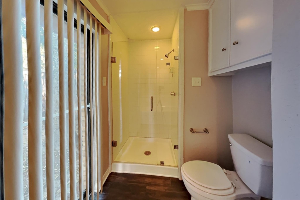 6508 Wrenwood Drive - Photo 9