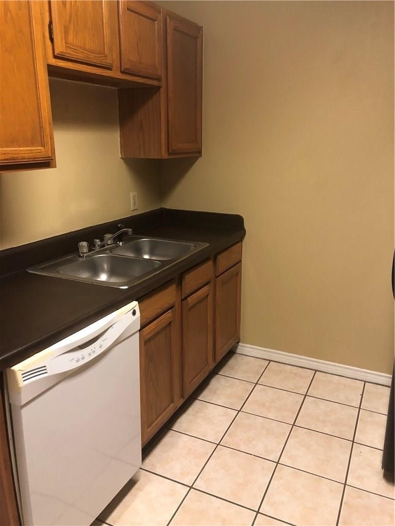 8767 Carroll Circle - Photo 4