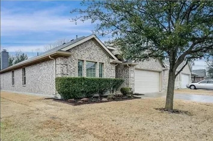1000 Buffalo Creek Drive - Photo 1