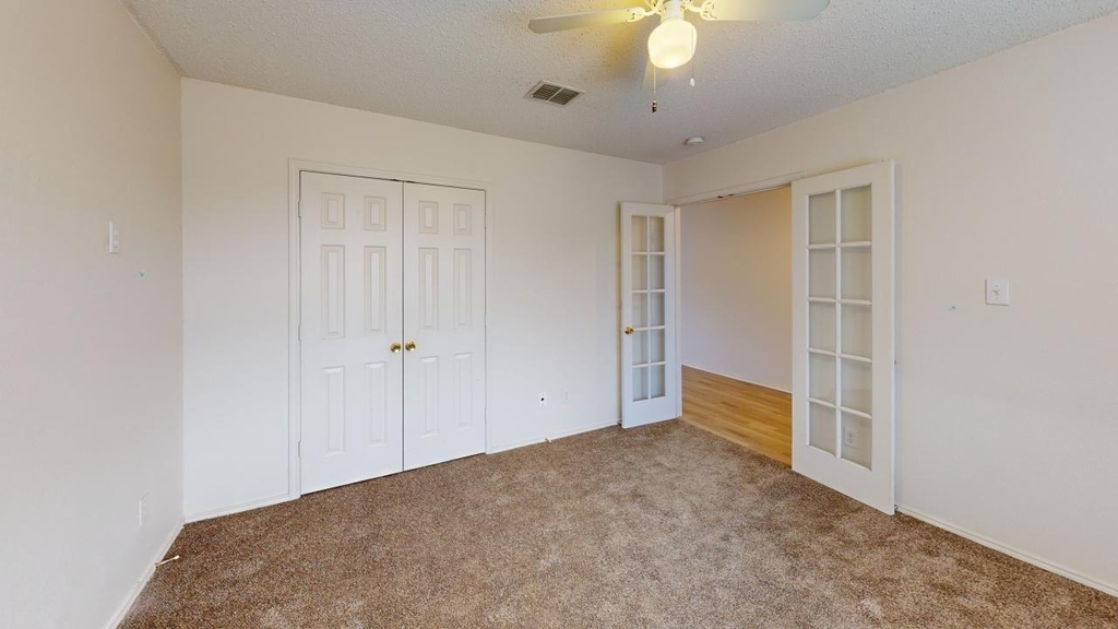 603 Ambarella Street - Photo 3