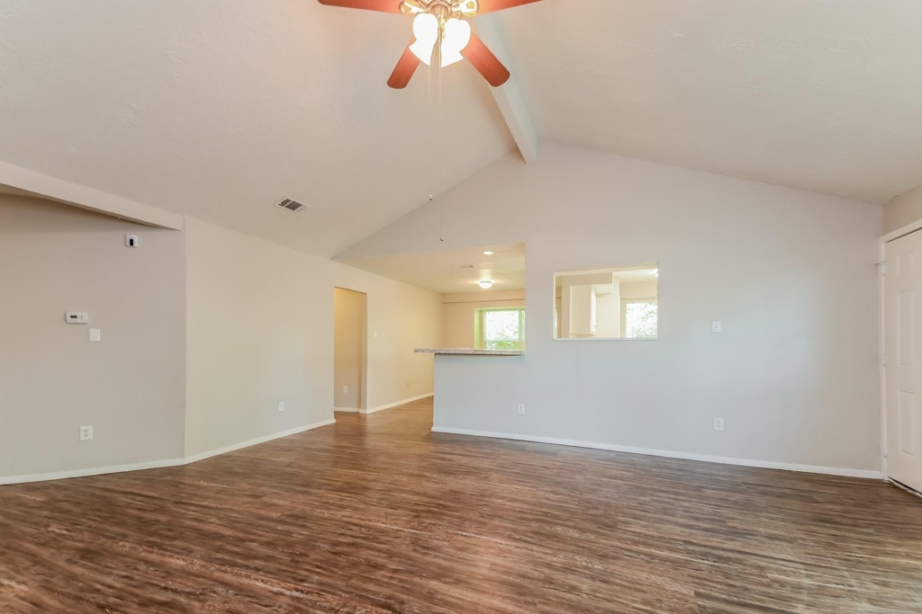 728 Southwynd Street - Photo 4