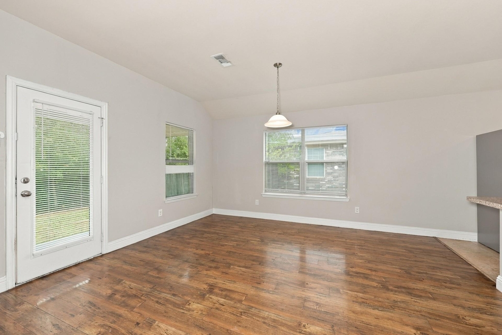 15626 Gatsby Lane - Photo 4