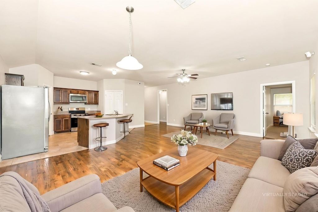 15626 Gatsby Lane - Photo 3