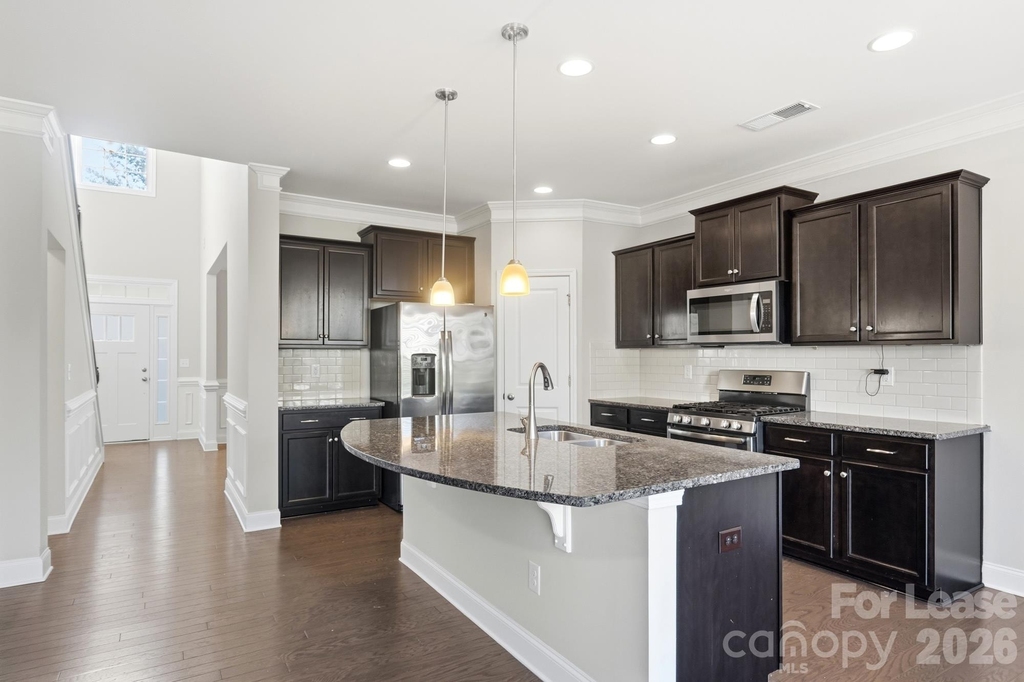 7308 Hamilton Bridge Road - Photo 12