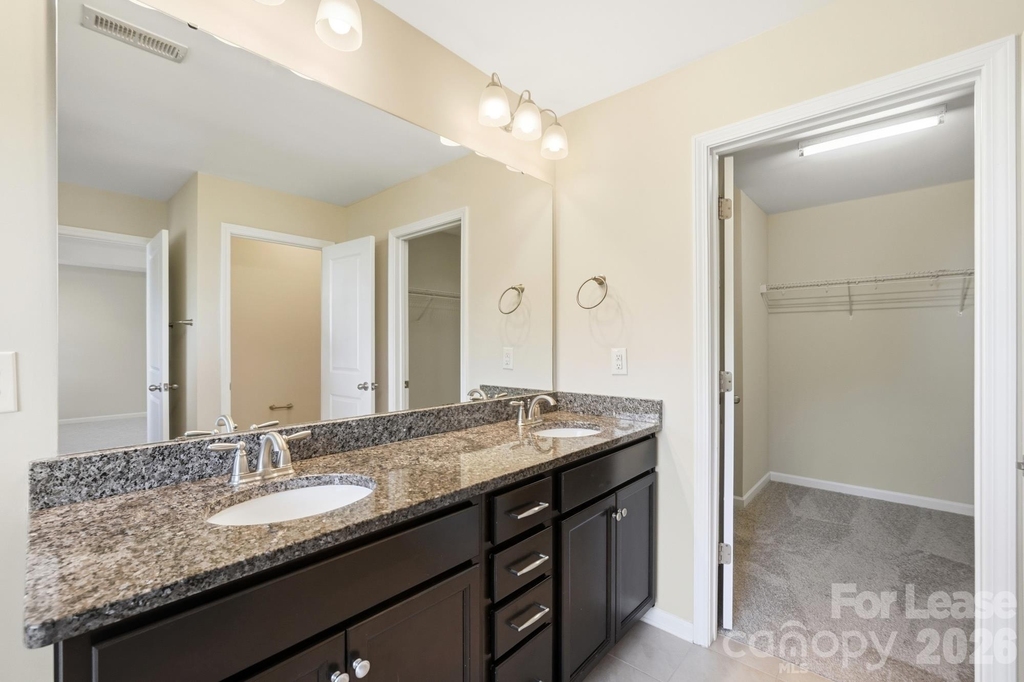 7308 Hamilton Bridge Road - Photo 32