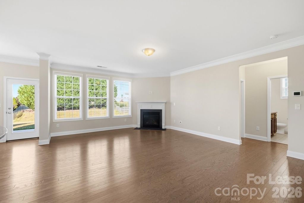 7308 Hamilton Bridge Road - Photo 8