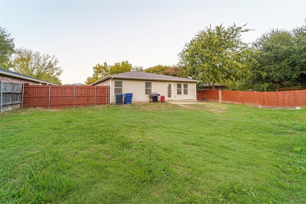 4403 Cedar Crest Drive - Photo 13