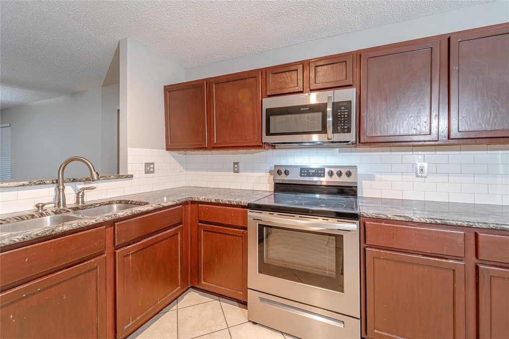 4403 Cedar Crest Drive - Photo 7