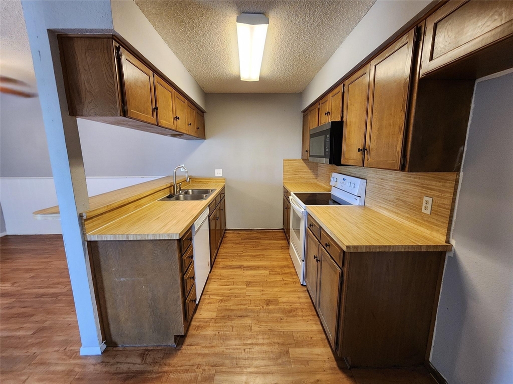 500 Concord Drive - Photo 4