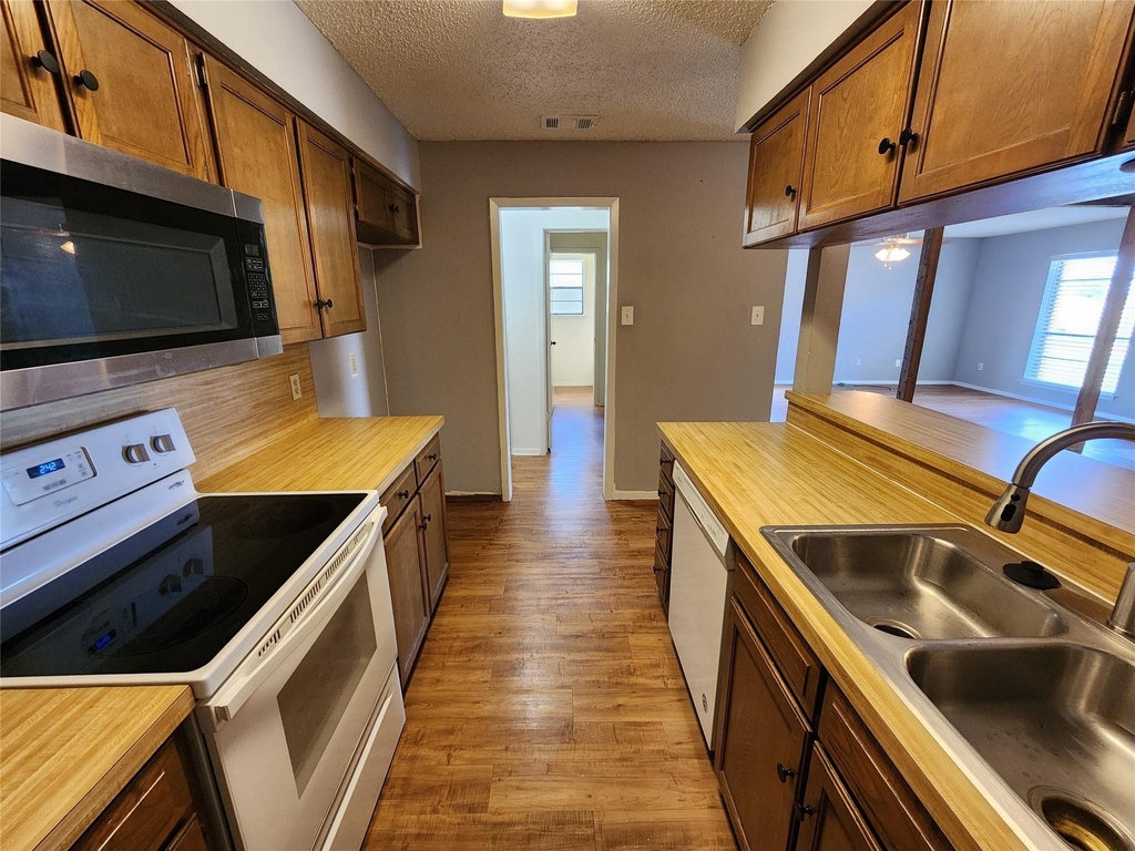 500 Concord Drive - Photo 5