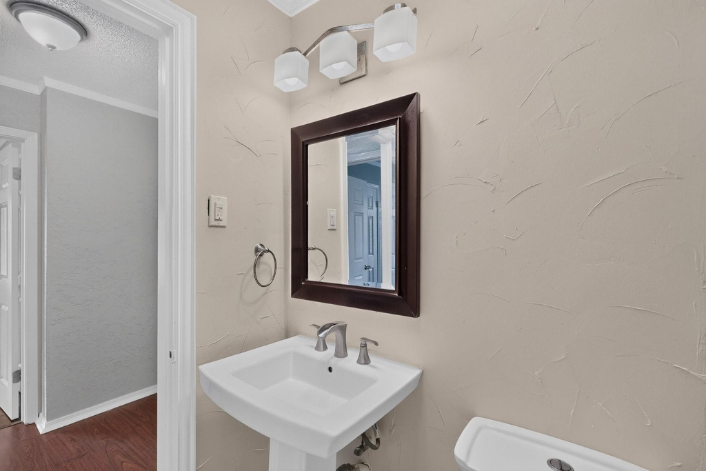 2213 Huskey Street - Photo 32