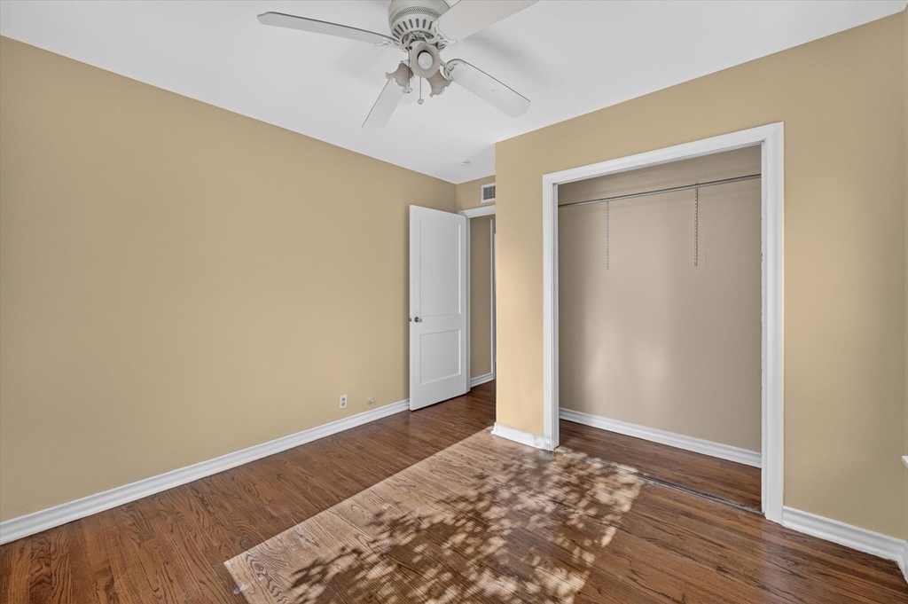 5925 Victor Street - Photo 12