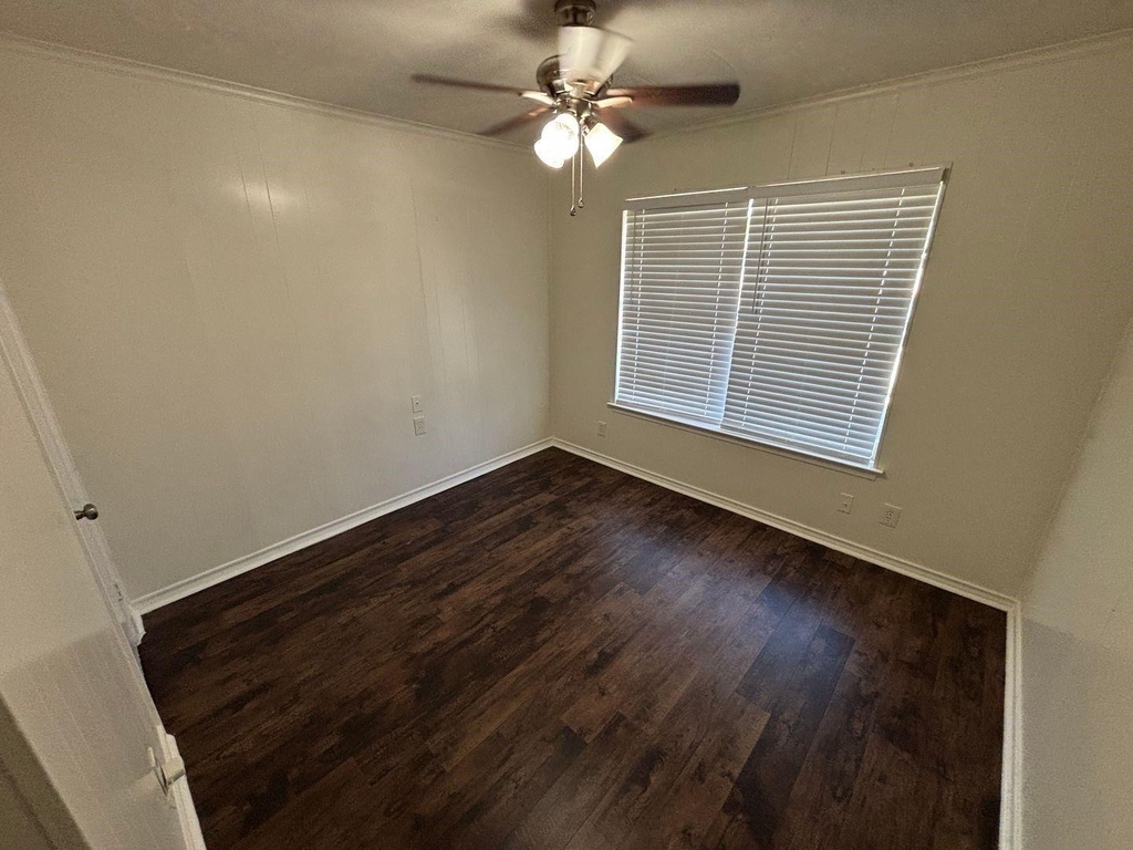 1814 Bardfield Avenue - Photo 22