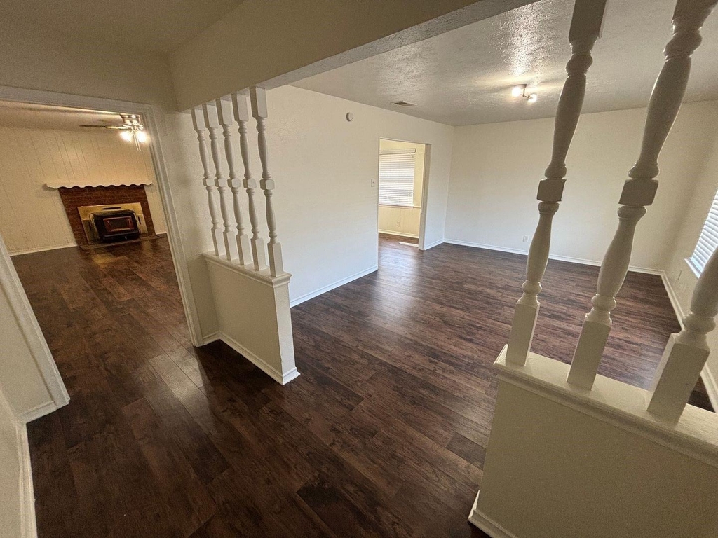1814 Bardfield Avenue - Photo 5
