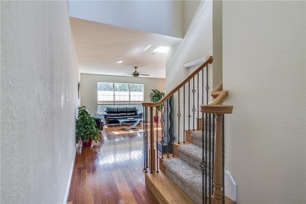 7957 Hannah Street - Photo 2