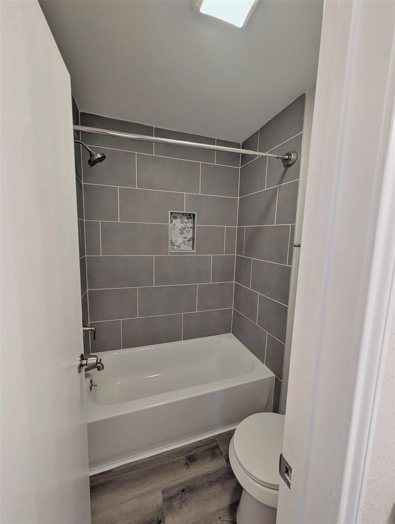 407 Heritage Trail - Photo 3