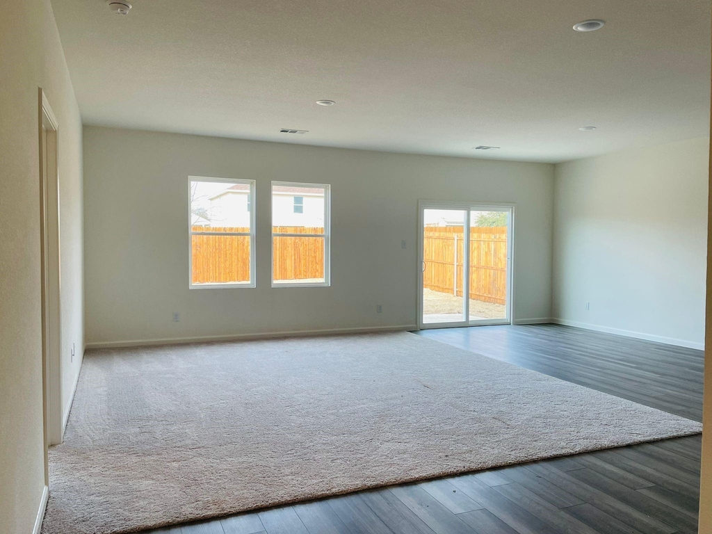 10348 Rosegreen Lane - Photo 7