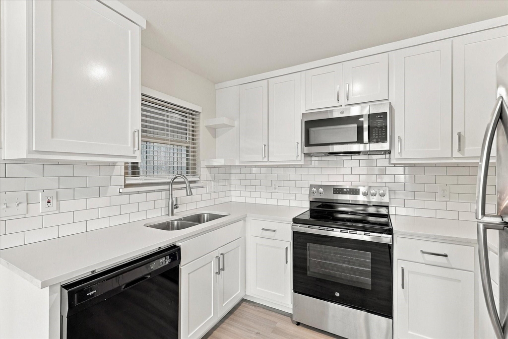 3701 W 6th Street - Photo 7