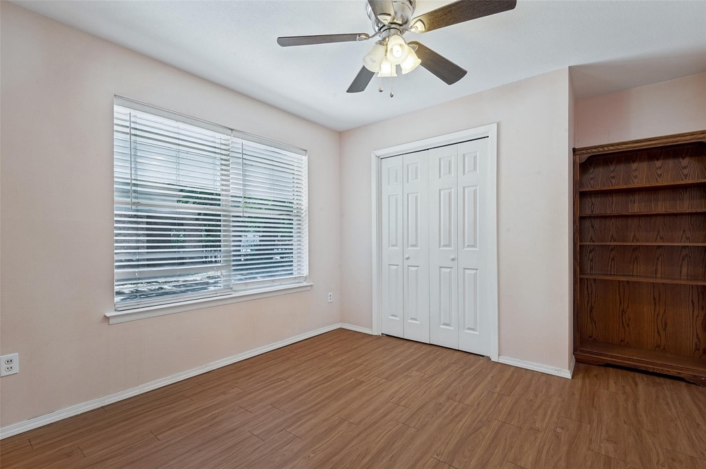 2218 Royal Oaks Drive - Photo 9