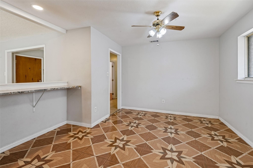 2218 Royal Oaks Drive - Photo 7