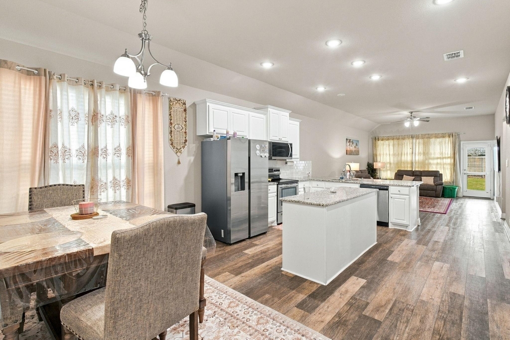 2209 Ryder Road - Photo 5