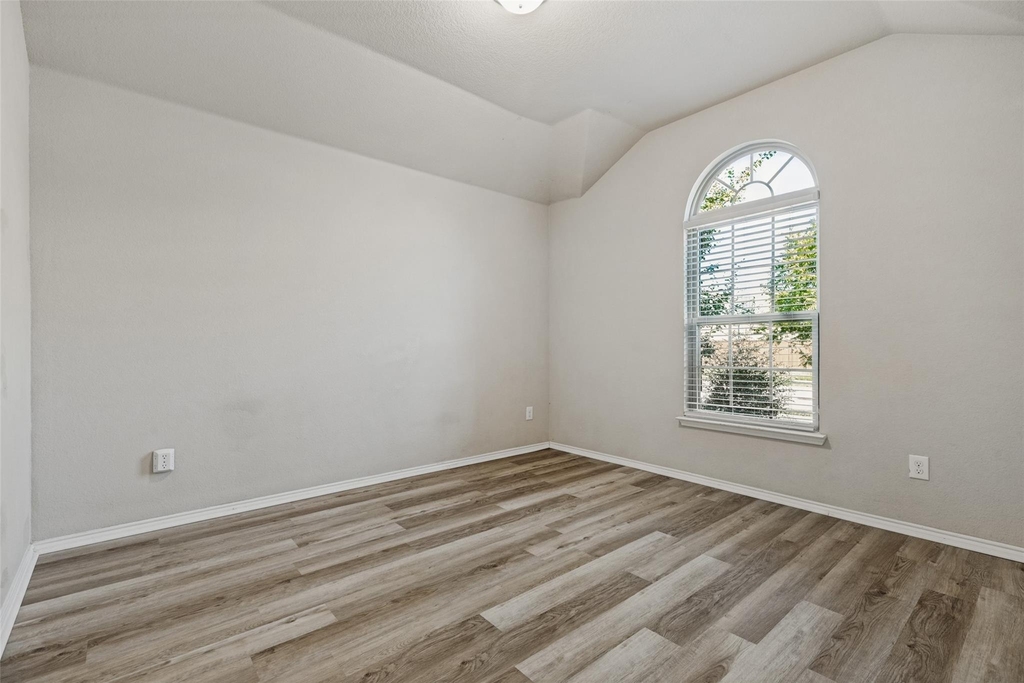 11800 Kurth Drive - Photo 14