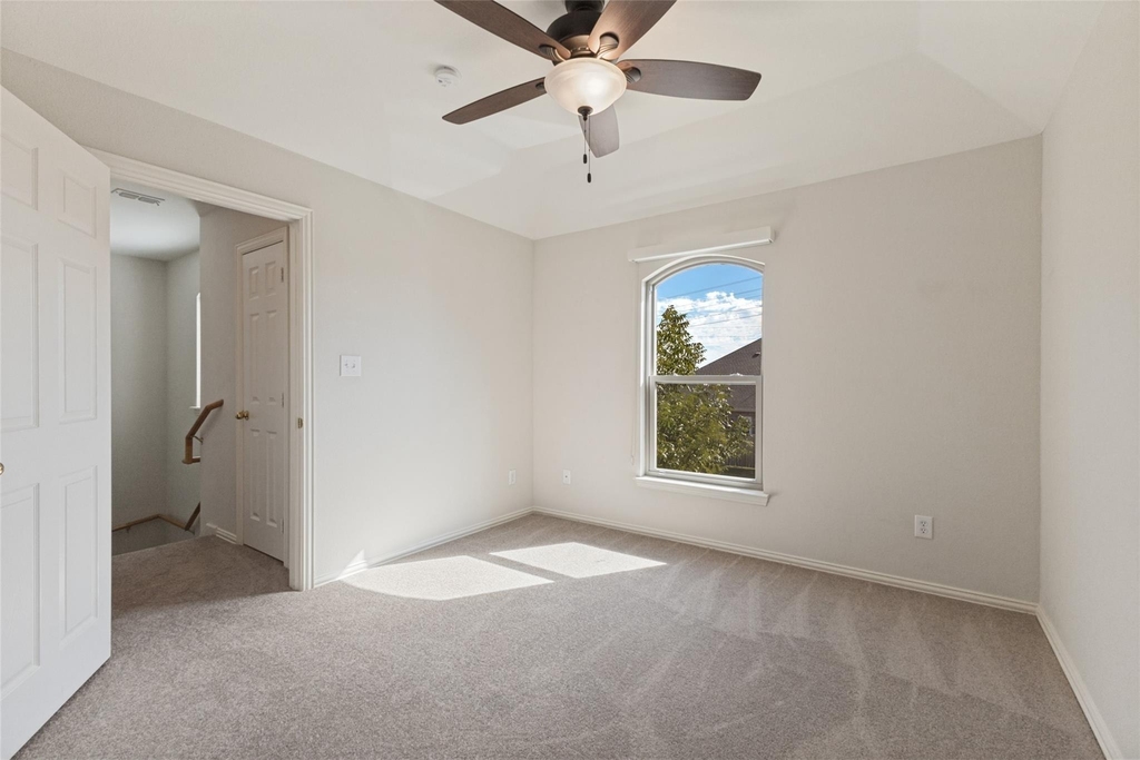 226 Wyndham Meadows Way - Photo 8