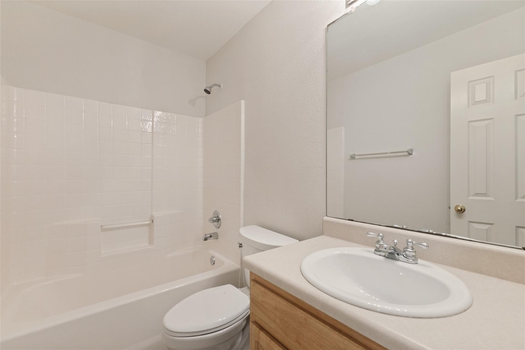 226 Wyndham Meadows Way - Photo 15